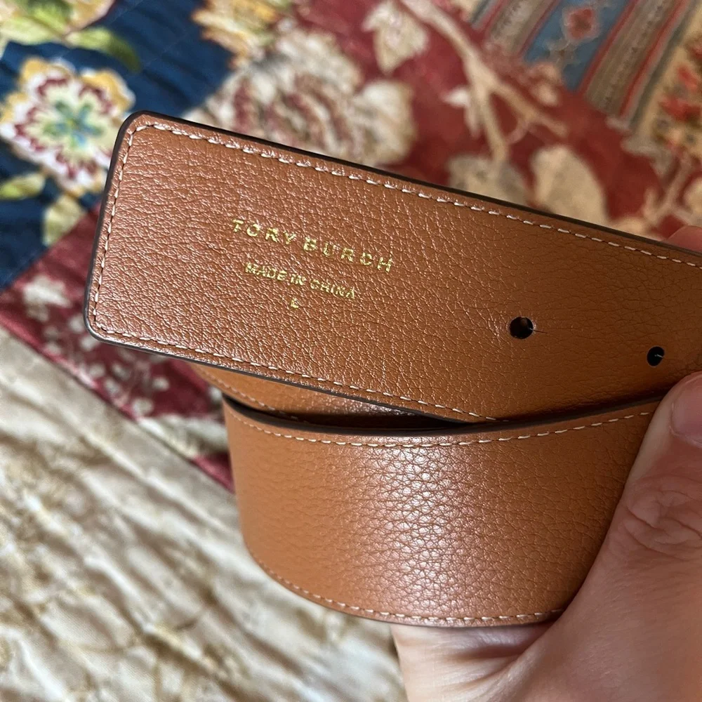EUC Reversible Tory Burch Miller Belt Tan and Black Gold Logo - Picture 5 of 9